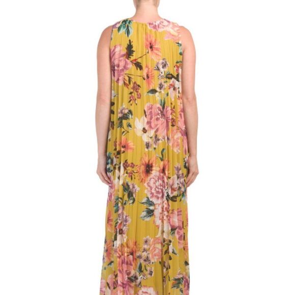 COOLPLES Pleated Yellow Floral Multi Maxi Dress - Picture 9 of 16